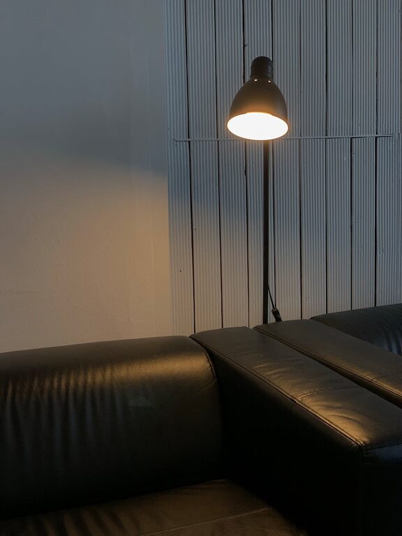 Tips for Choosing Comfortable Home Lighting That Enhances Your Space